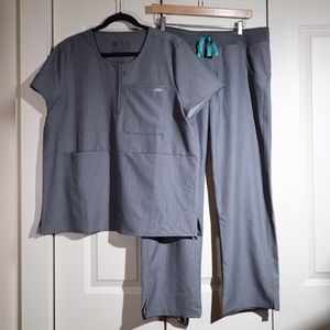 FIGS Graphite Scrubs Set Pants L/P and Shirt XL